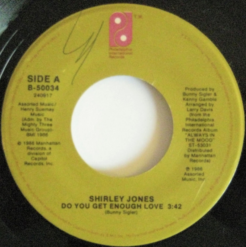 LP Shirley Jones - Do You Get Enough Love VINIL 7 POLEGADA