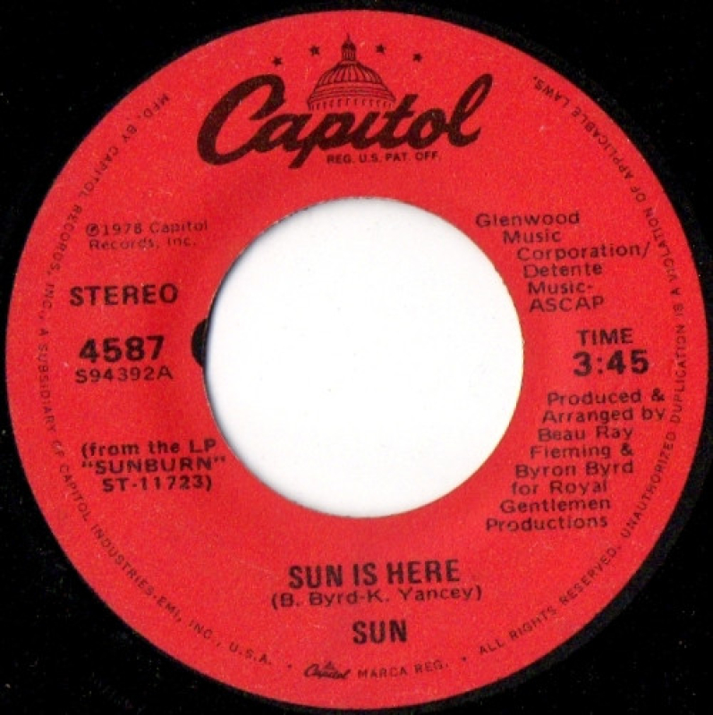 LP Sun - Sun Is Here VINYL COMPACTO 7 POLEGADAS